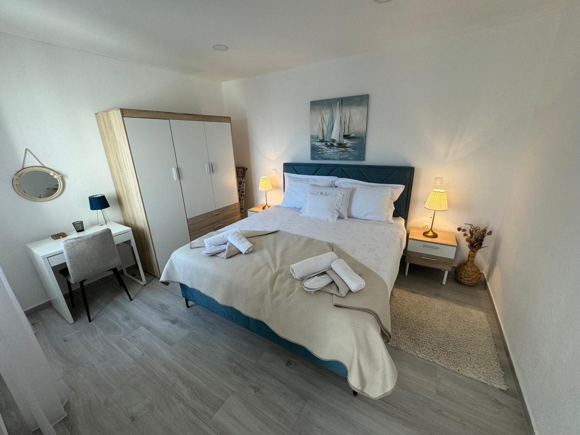 Beach House Oasis Villa Livak Kaštela Exteriör bild